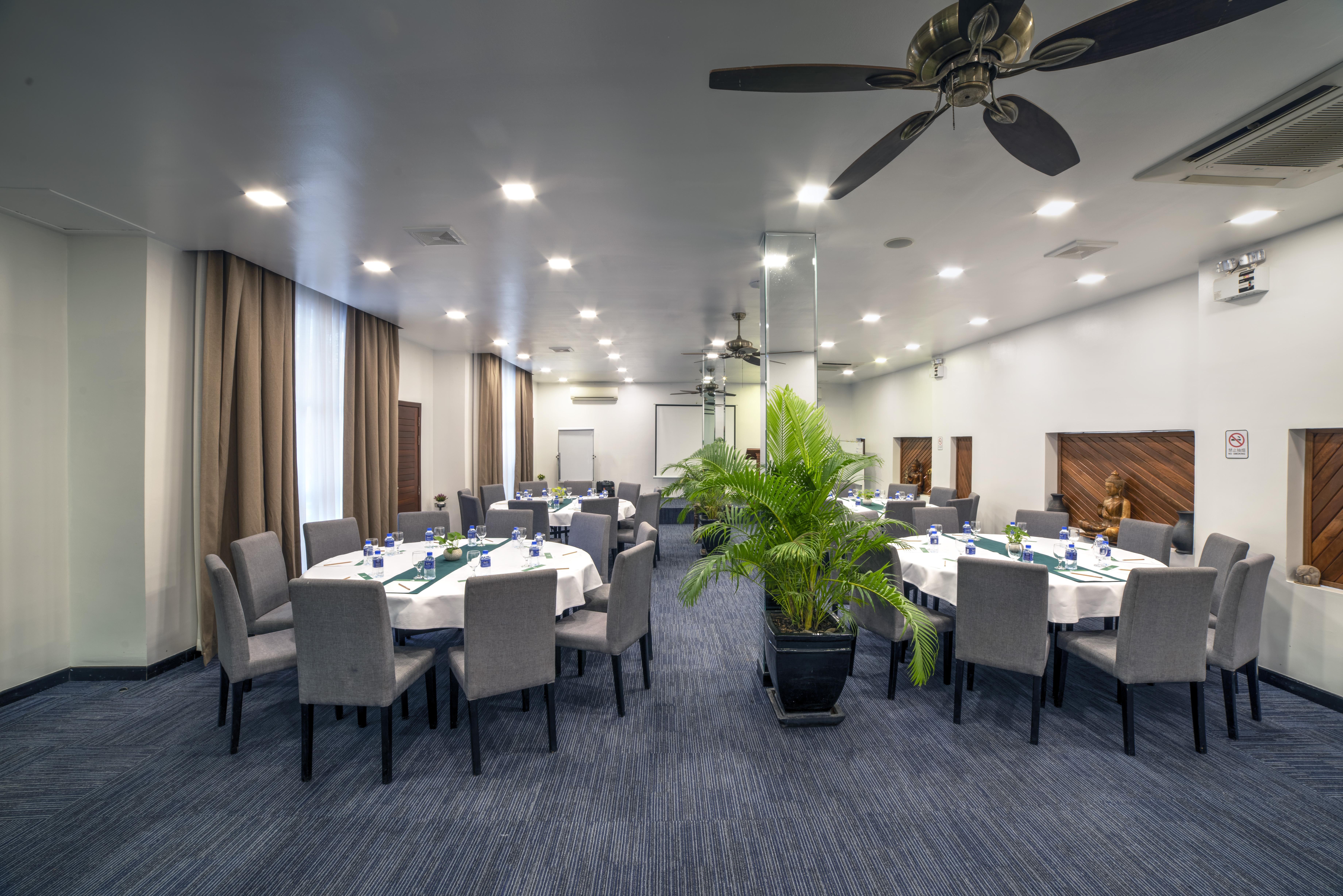 Landing Gold By Amatak Hotel Siem Reap Luaran gambar