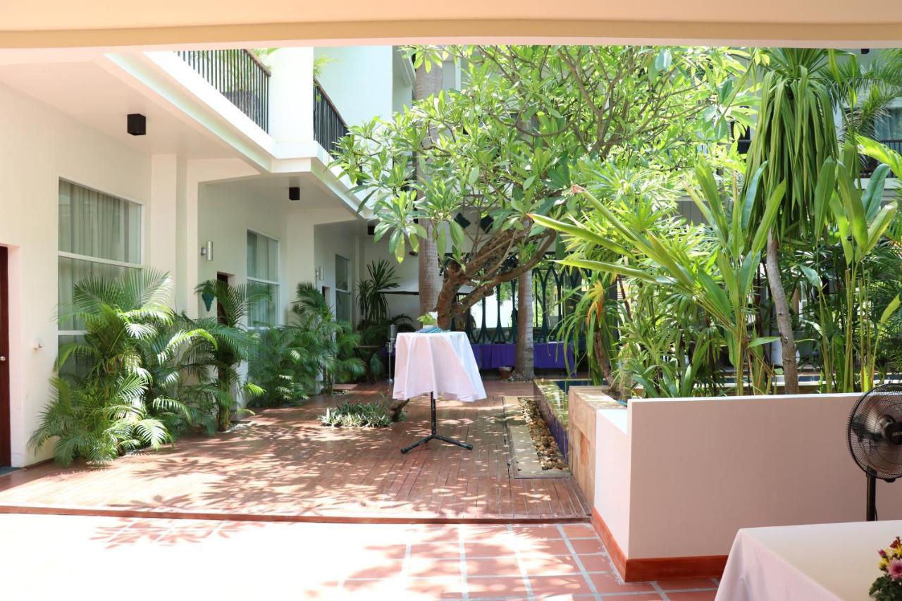 Landing Gold By Amatak Hotel Siem Reap Luaran gambar